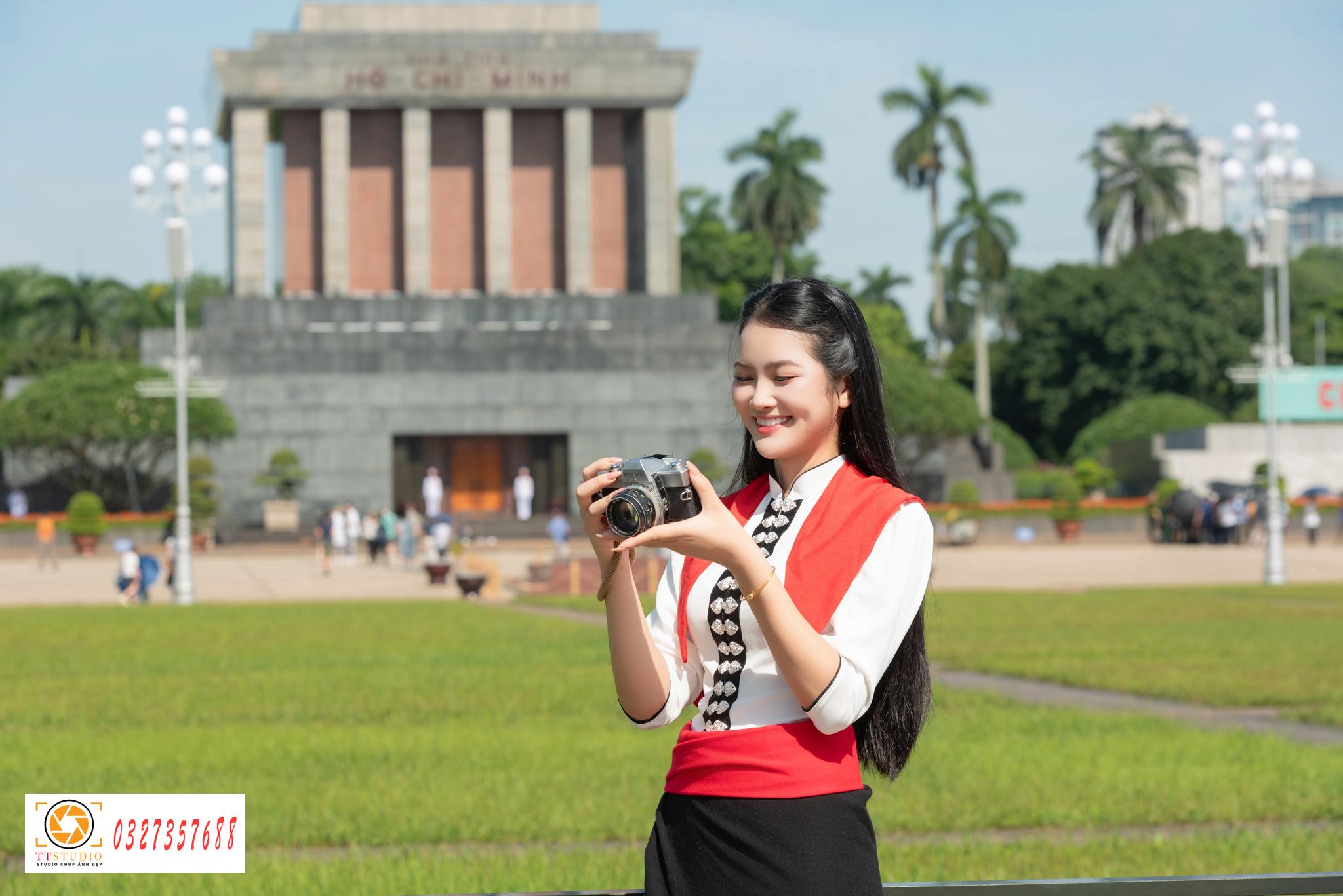 Ảnh check in Lăng Bác
